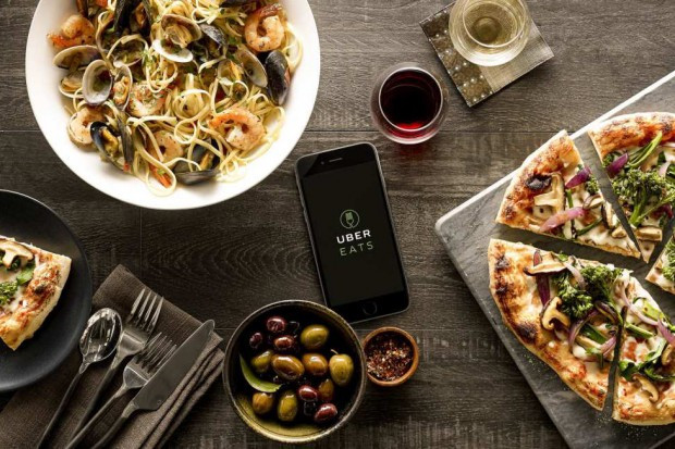 fot. materiały prasowe Uber Eats i AXA ogłaszają darmowy pakiet ubezpieczeniowy dla dostawców