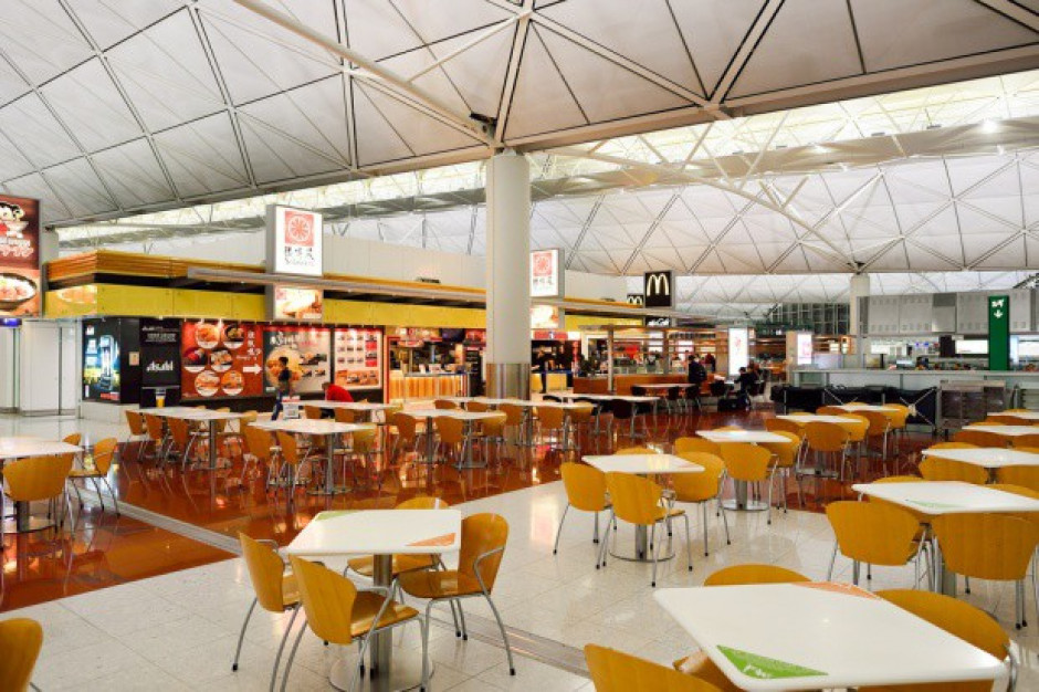 fot. shutterstock Ekspert: Tylko nowoczesny foodcourt może przetrwać zakaz handlu w niedziele