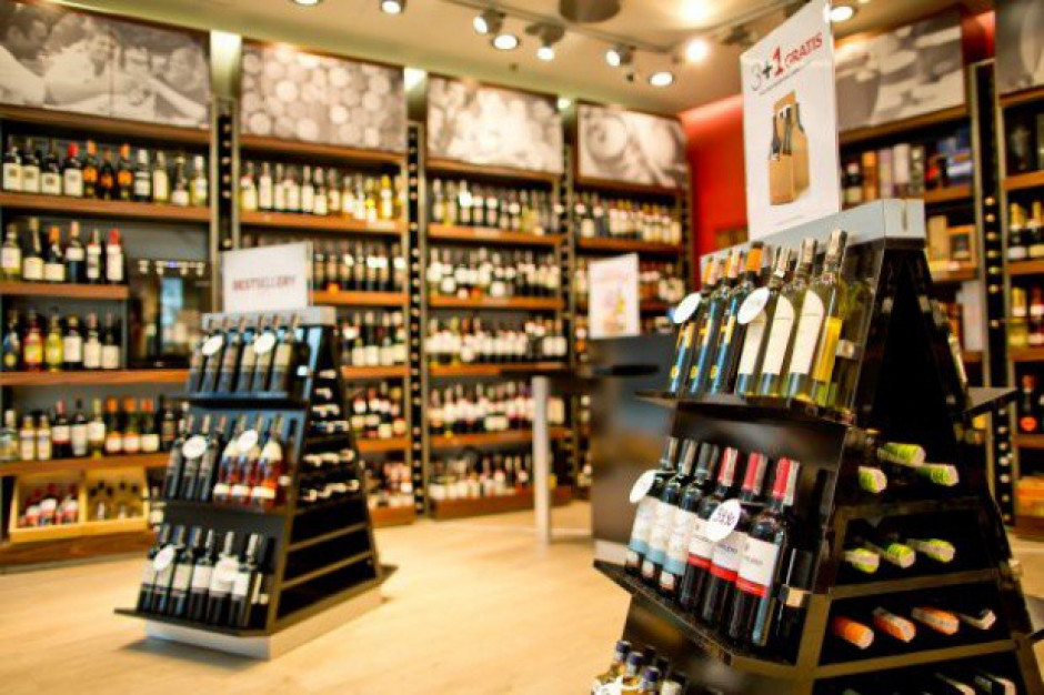 Ambra chce otwierać kilka sklepów Centrum Wina rocznie