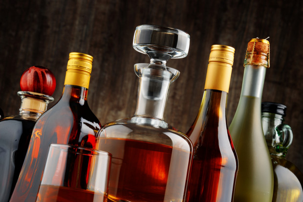 Fot. shutterstock Okres świąt to największe zwyżki w kategoriach whisky, wina i ginu