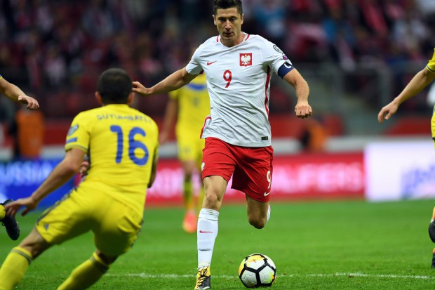 fot. shutterstock Robert Lewandowski rozstaje się z Coca-Colą