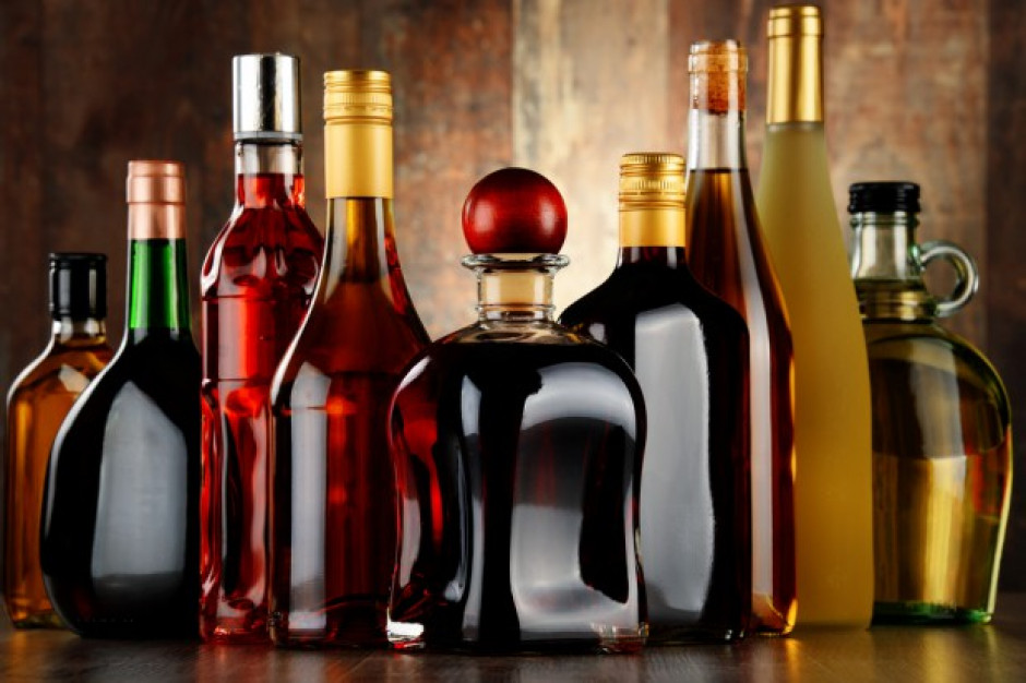 fot. shutterstock Badanie SW Research: Jak Polacy kupują i konsumują alkohol?