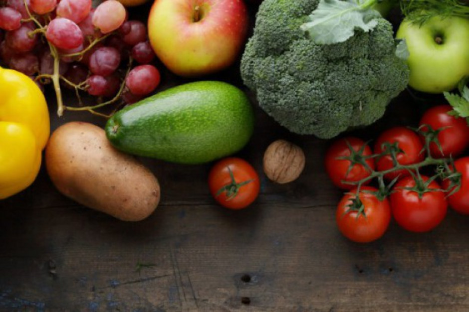 fot. shutterstock W diecie Polaków nadal zbyt mało jest owoców i warzyw
