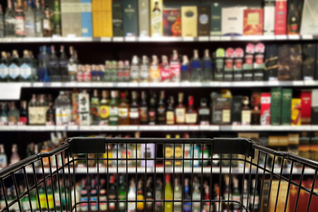 fot. shutterstock Ekspert: Ograniczenie sprzedaży alkoholu może wpłynąć na spadek sprzedaży piwa
