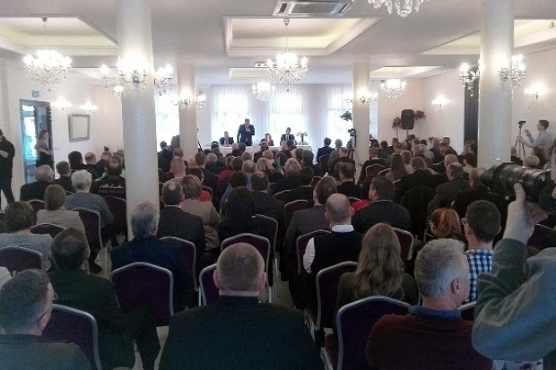 fot. MRiRW Minister Jurgiel rozmawiał z rolnikami o ASF, ubezpieczeniach i e-wnioskach