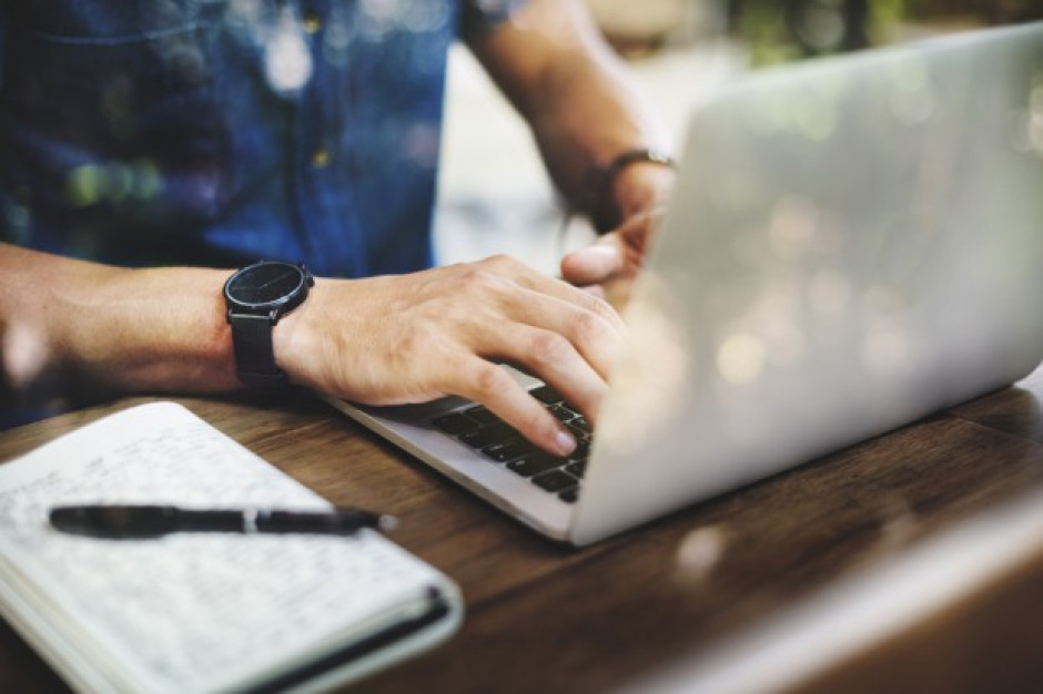 fot. shutterstock Rynek e-commerce w Polsce szacowany na 40 mld zł