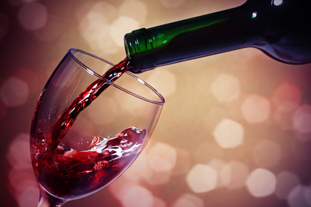 Fot. shutterstock Naukowcy: Wino może być dobre dla zębów