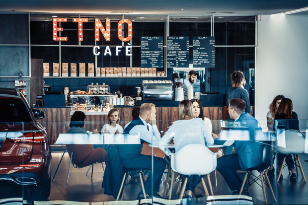 fot. shutterstock Etno Cafe: Przemysł kawowy zaczyna korzystać z doświadczeń kraftowych palarni