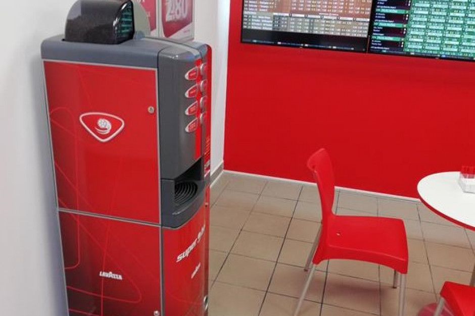 fot. materiały prasowe Automaty do kawy Ideal Cafe w zakładach bukmacherskich i na lodowisakch