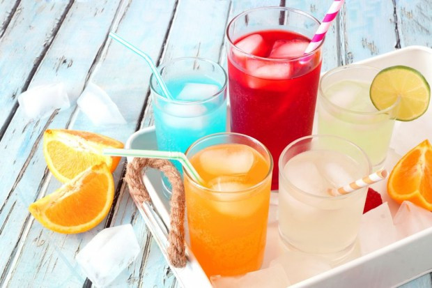 fot. shutterstock Okres Wielkanocny to czas wzrostu sprzedaży soków, nektarów i napojów