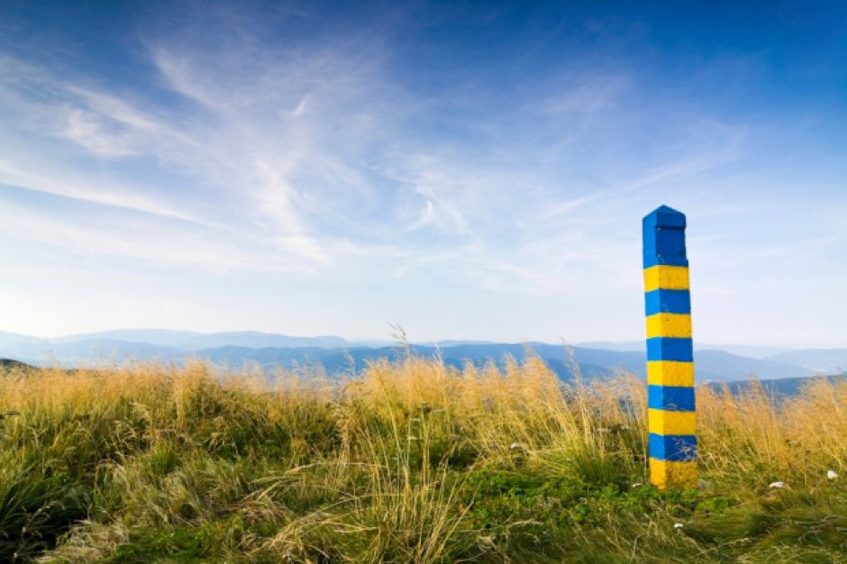 fot. shutterstock Pracodawcy coraz częściej chcą zatrudniać Ukraińców na dłużej