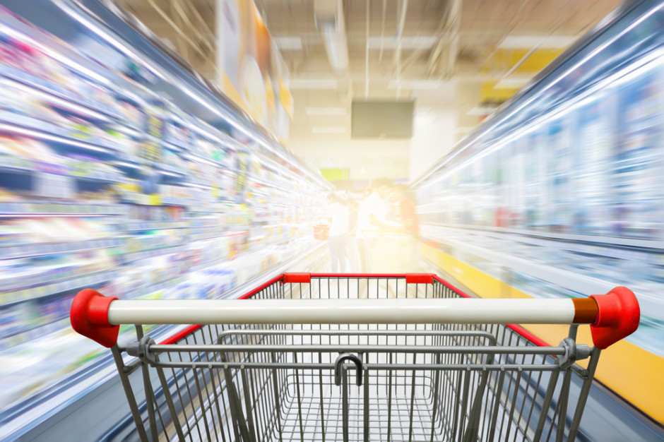 Fot. shutterstock Lidl i Biedronka wydały w marcu na reklamę tv więcej niż rok temu