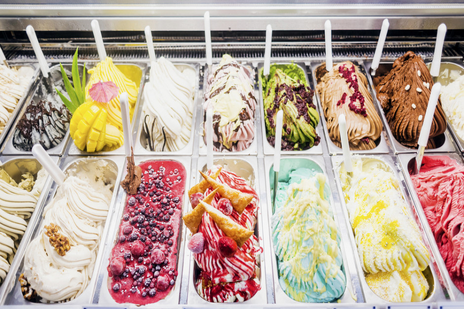 fot. Shutterstock Europejscy konsumenci oczekują więcej dobrej jakości lodów typu gelato w sklepach detalicznych