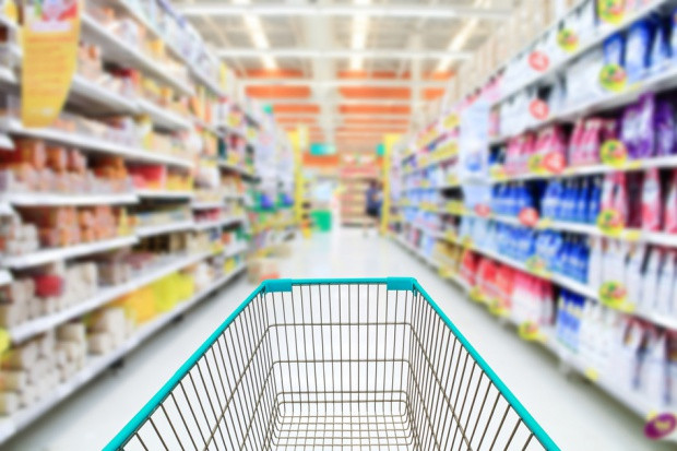 fot. shutterstock Jak Polacy robią podstawowe zakupy (badanie)