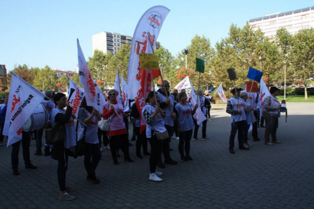 Fot. Solidarność Tesco/Facebook Solidarność Tesco nie zgadza się na propozycję podwyżek przedstawioną przez zarząd sieci