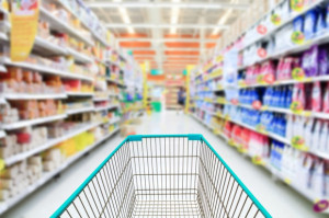 fot. shutterstock Biedronka, Lidl, Dino mogą skorzystać na niehandlowych niedzielach