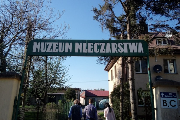 fot. RW, portalspożywczy.pl Uczestnicy Euroforum zwiedzili muzeum mleczarstwa (galeria)