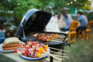 fot. shutterstock BGŻ BNP Paribas: Majówkowy grill nie nadwyręży portfeli Polaków