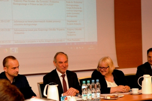 fot. MRiRW Powołano Radę do spraw Rolnictwa Ekologicznego