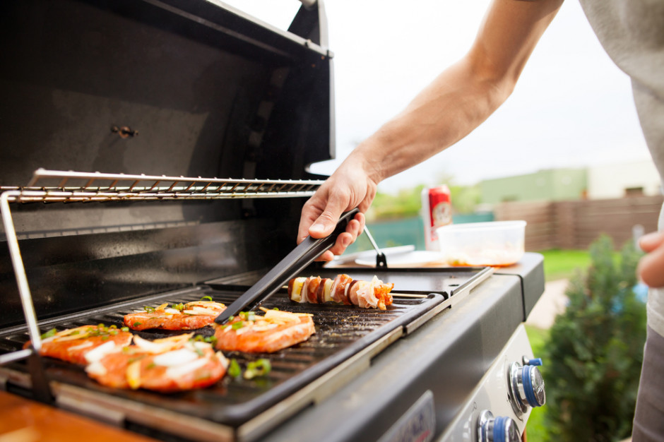 fot. shutterstock Inspekcja Handlowa skontrolowała dostępne w sklepach grille i podpałki