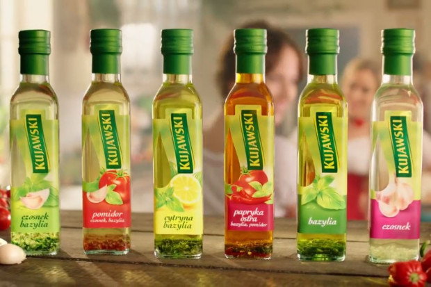 fot. kadr z reklamy ZT Kruszwica z kampanią reklamującą Olej Kujawski z ziołami