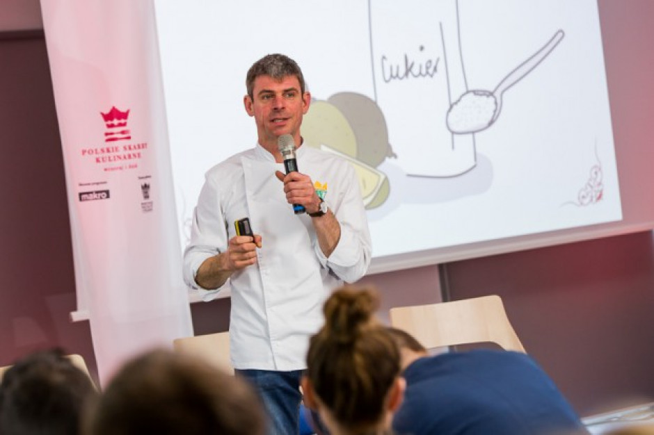 Maciej Nowicki; szef kuchni Muzeum Króla Jana III w Wilanowie; fot. materiały prasowe Bociany, łabędzie i minogi – co jedzono w dawnej Polsce