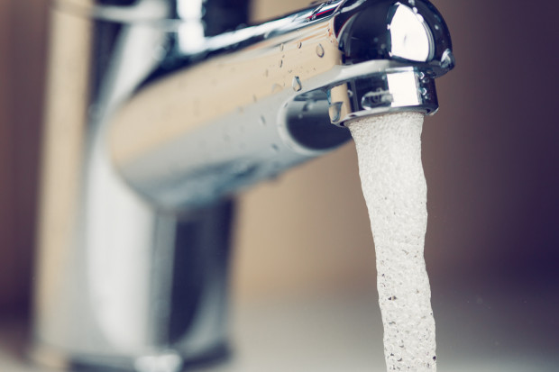 fot. shutterstock Wody Polskie: To firmy wodociągowe ustalają ceny za wodę
