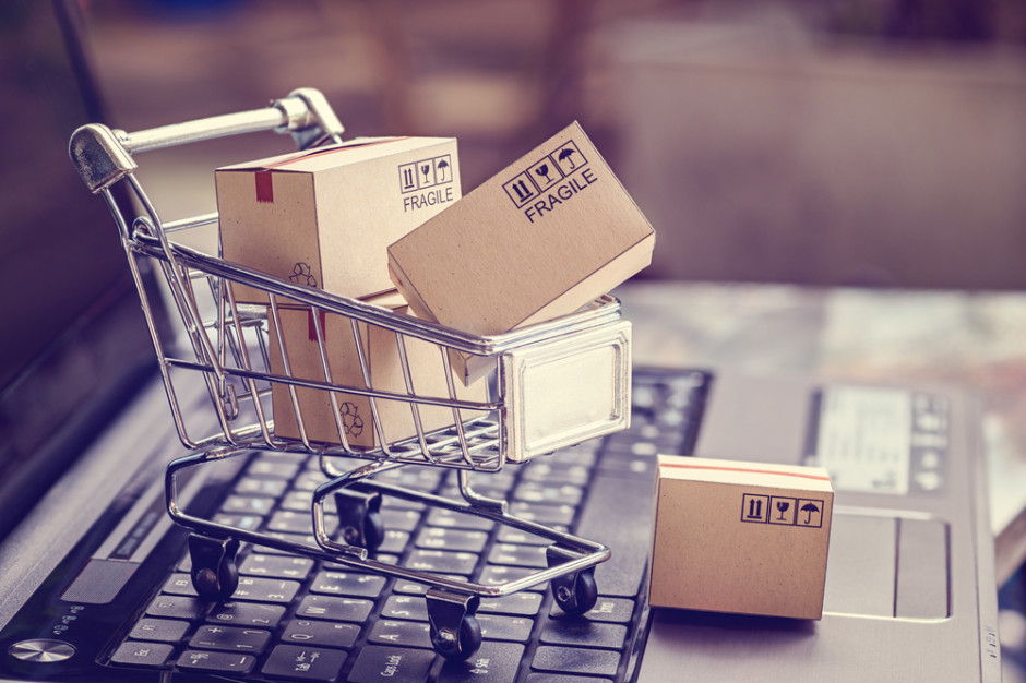 fot. shutterstock Konsumenci, którzy kupują zarówno w sklepach tradycyjnych, jak i online, wydają dwa razy więcej