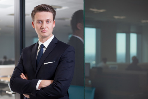Miłosz Borkowski, Doradca w dziale powierzchni przemysłowych i magazynowych firmy Cresa/ fot. materiały prasowe Importer i dystrybutor warzyw i owoców przedłuża umowę w Ożarów I Logistics Centre