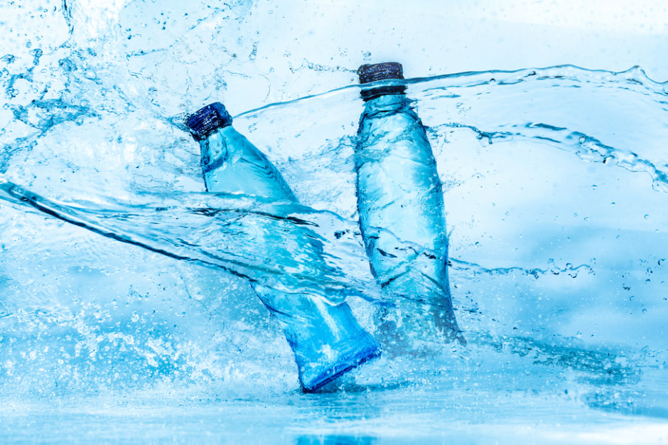 fot. shutterstock.com Trendy na rynku żywności i napojów sprzyjają wodom butelkowanych. Rośnie optymizm graczy