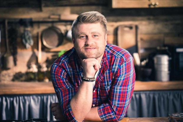 fot.: Facebook/Tomasz Jakubiak Jakubiak Cooking Tomasz Jakubiak poprowadzi program "Sztuka mięsa" w Food Network
