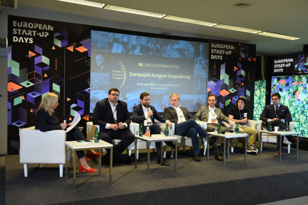 WYDARZENIA/KONFERENCJE