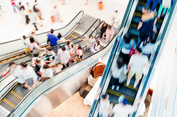 Fot. shutterstock Retail Institute: Klienci nadal chętnie robią zakupy w niedziele, jeśli tylko mogą