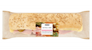 Tesco wprowadza do oferty świeże kanapki i sałatki