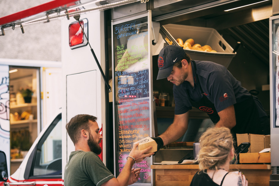 GASTRO FAJER Zdjęcie numer 7 - galeria: Gastro Fajer: Czym wyróżnia się street food na Śląsku? (relacja foto + wideo)
