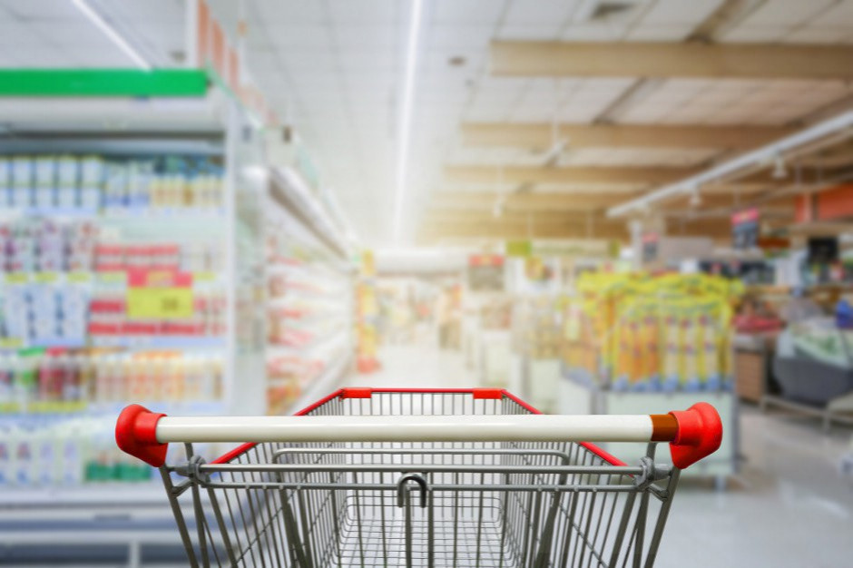 fot. Shutterstock Sprzedaż wszystkich hipermarketów w Polsce niższa niż Biedronki