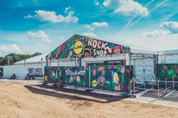 Fot. shutterstock Lidl z polowym marketem spożywczym na Pol’and’rock Festivalu