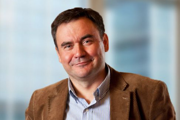 Maciej Szatkowski, starszy menedżer w dziale usług doradczych w zespole doradczym dla sektora FMCG w KPMG w Polsce. Fot. materiały prasowe Ekspert o Tesco i Carrefour: Sojusz pozwoli wynegocjować nie tylko niższe ceny