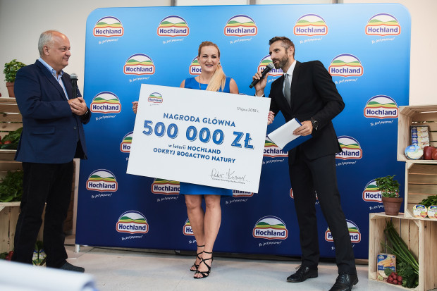 fot. materiały prasowe 500 000 zł trafiło do rąk zwycięzcy Loterii Hochland