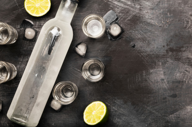 fot. Shutterstock Produkcja wódki lekko spadła w pierwszym półroczu 2018 r.
