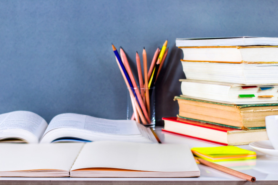Fot. shutterstock Badanie: Wydatki na wyprawkę szkolną stanowią duże obciążenie dla domowego budżetu