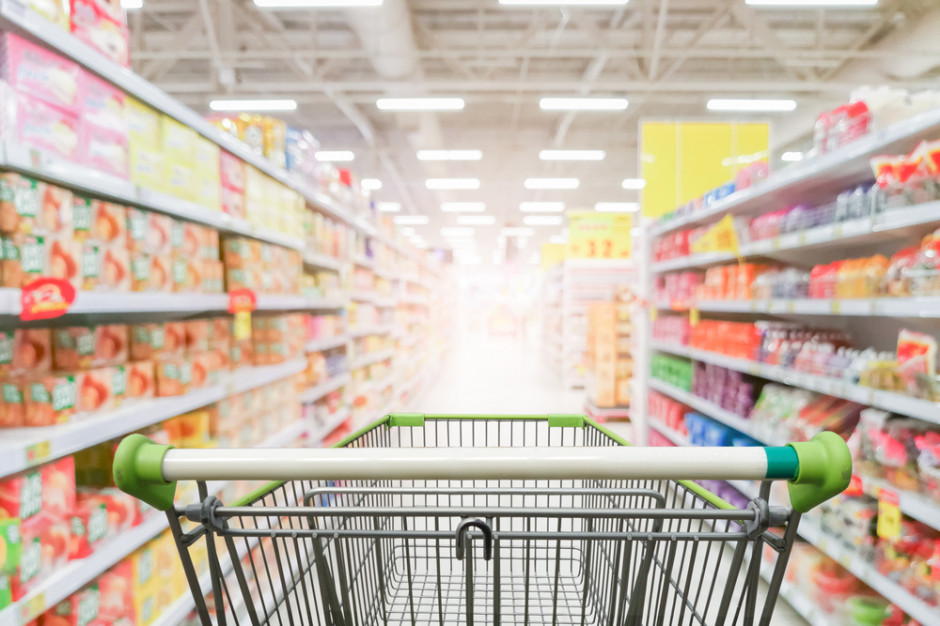 Fot. shutterstock Raport IMM o wydatkach reklamowych w sierpniu: Branża handlowa wciąż na prowadzeniu