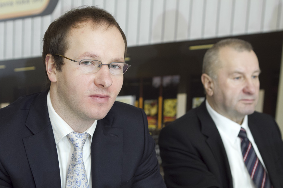 Konrad (z lewej) i Kazimierz Pazgan, fot. PTWP Rodzina Pazganów sprzedaje Konspol Cargillowi