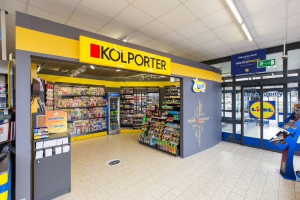 fot. Kolporter Kolporter korzysta na kłopotach Ruchu