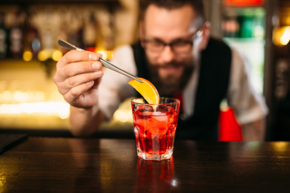 fot. Shutterstock Trendy w napojach alko i non-alco: Piwo w koktajlach, drinki non-alco i kwaśne smaki