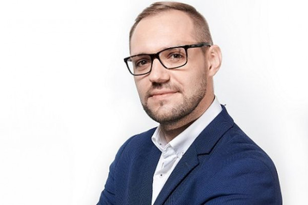Paweł Waśko fot ASM Group Polacy mają większą trudność w wyborze wina niż innego alkoholu. Czym się kierują?