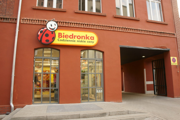 fot. Shutterstock Biedronka tłumaczy się z niefortunnych ogłoszeń rekrutacyjnych