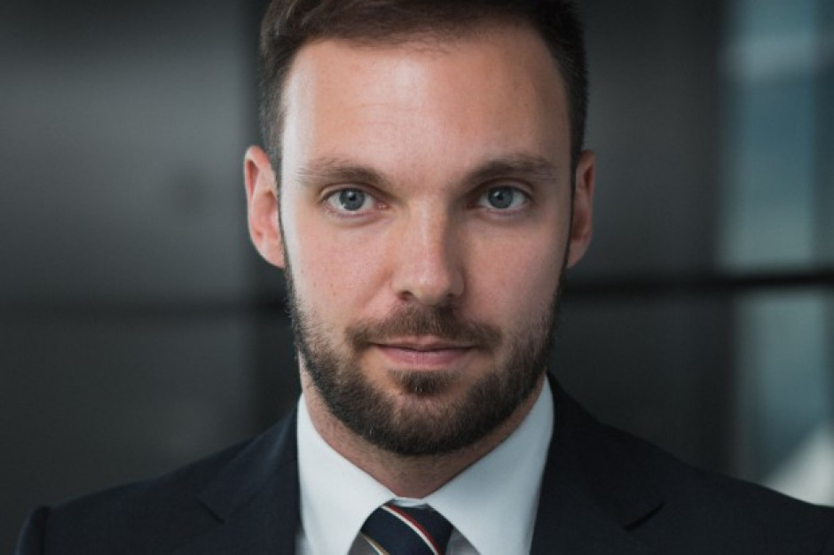 Łukasz Targoszyński, adwokat w warszawskim biurze kancelarii Baker McKenzie, fot. mat. pas. Ekspert o ajencie Żabki: Podobieństwo do stosunku pracy wydaje się pozorne