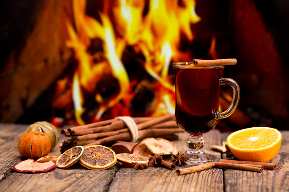 fot. Shutterstock Nadchodzi czas grzańców, alkoholi z potencjałem