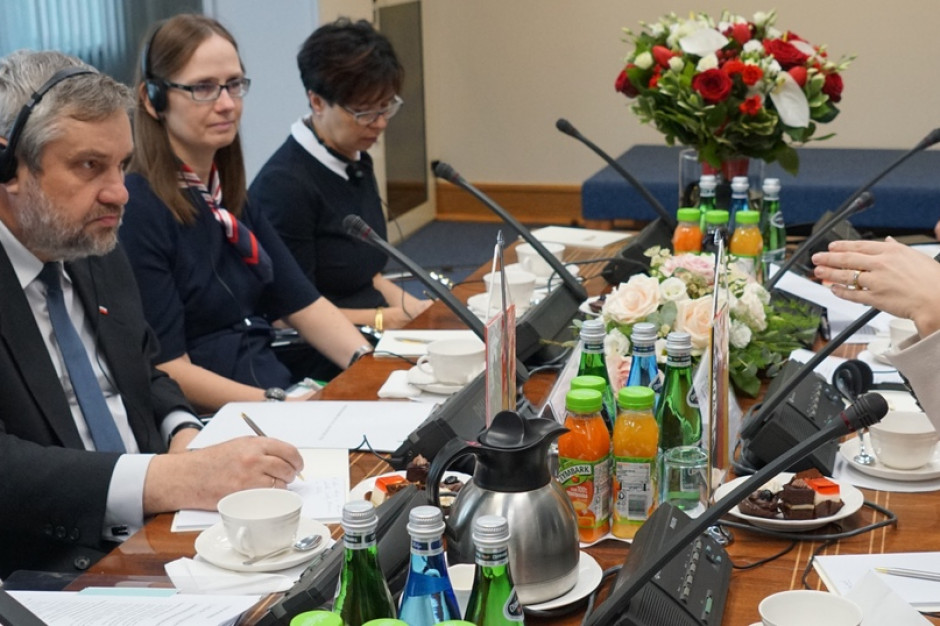 Jan Krzysztof Ardanowski i Julia Klöckner, minister rolnictwa RFN, fot. mrirw Minister rolnictwa: Polska i Niemcy mogą współpracować w zwalczaniu ASF